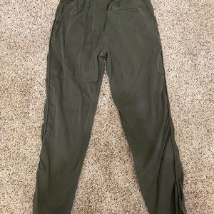 CASLON linen joggers